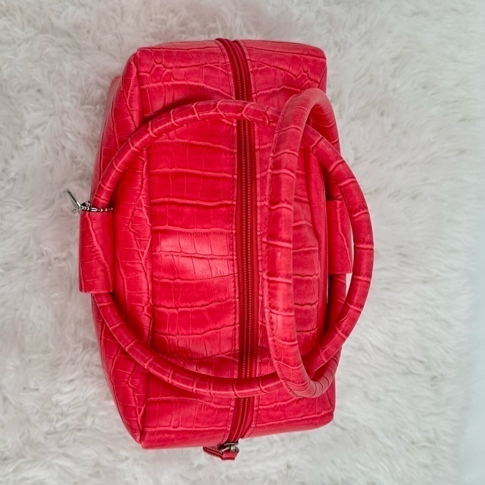 Susan Nichole Pink Crocodile Vegan Leather Oneness with Earth Hand/Cosmetic Bag - Picture 4 of 15
